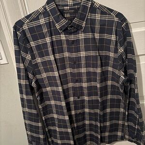 Banana Republic Ultra Soft Flannel Untucked Slim Fit Button Down Shirt Navy blue